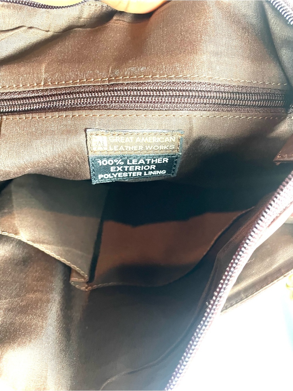 Great American Leather Works Brown 100% Genuine Leather Crossbody Shoulder Bag - Picture 7 of 13